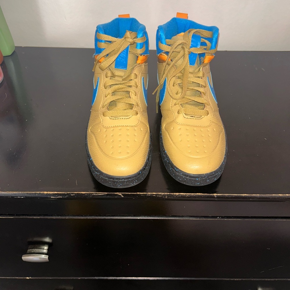 Kids Mid Top Sneakers